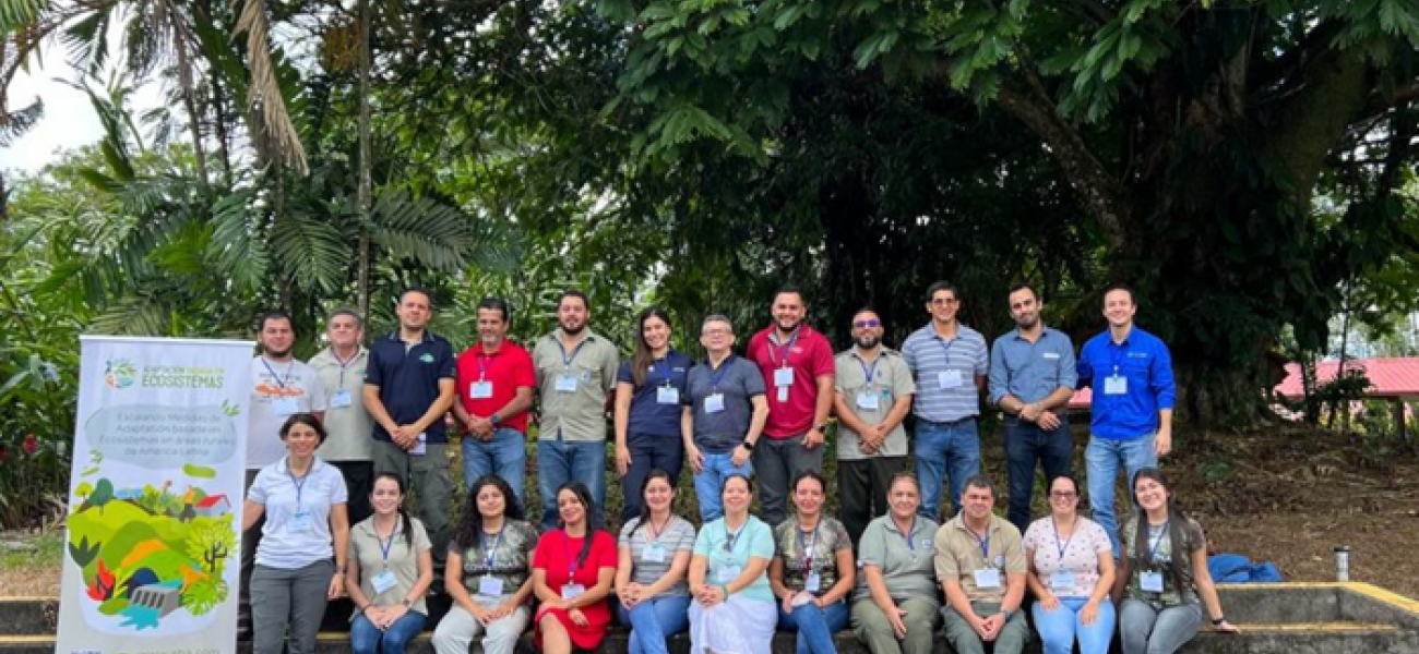 Foto grupal de los participantes del curso de formadores